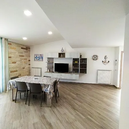 Appartement Attico Gloria & Greta à Castellammare del Golfo Extérieur photo